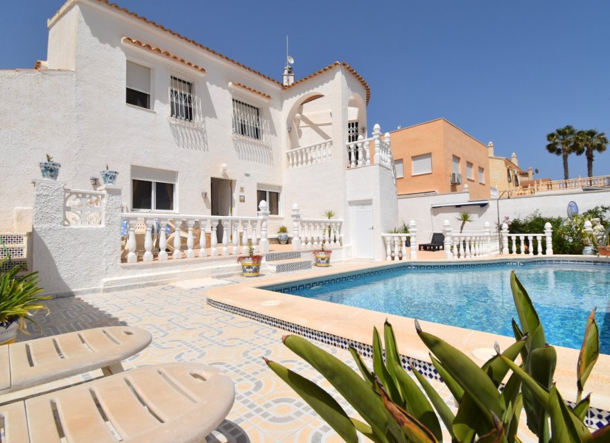 Перепродажа - Вилла - Orihuela Costa - Villamartín