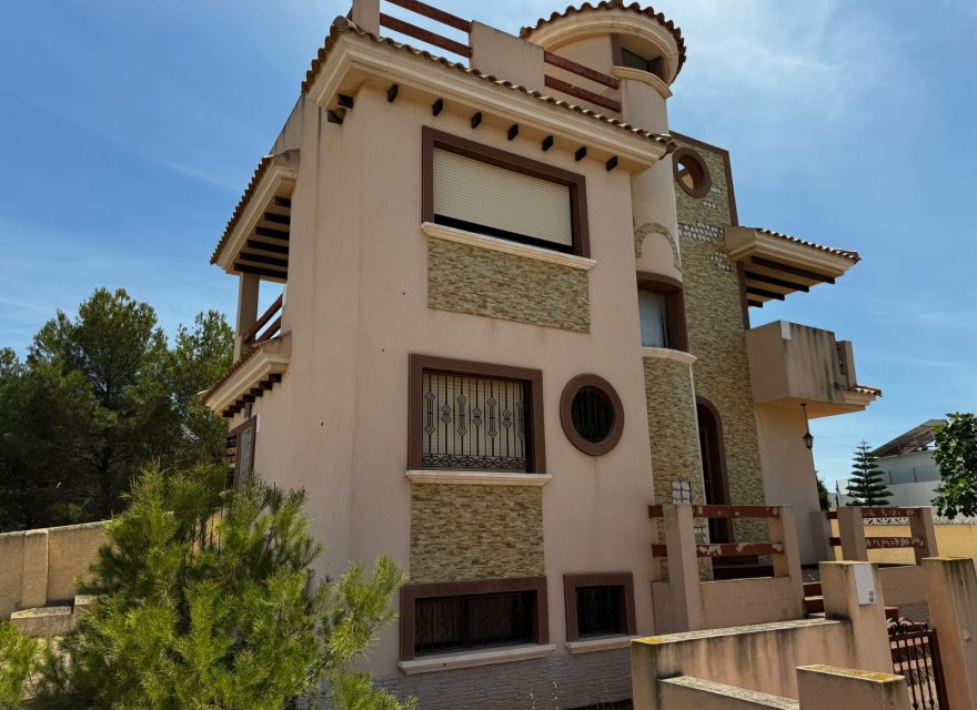 Перепродажа - Вилла - Orihuela Costa - Villamartín