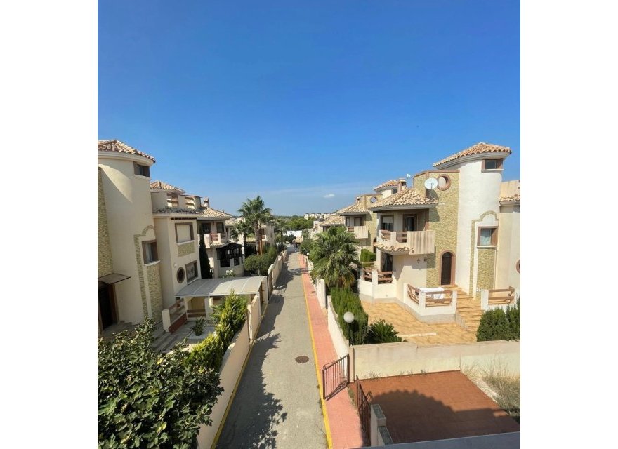 Перепродажа - Вилла - Orihuela Costa - Villamartín