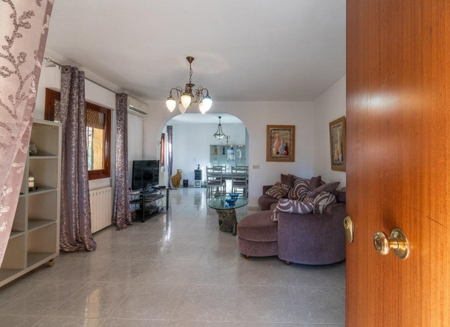 Перепродажа - Вилла - Orihuela Costa - Villamartín