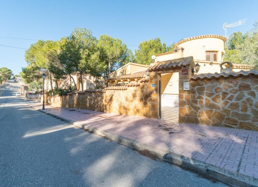 Перепродажа - Вилла - Orihuela Costa - Villamartín