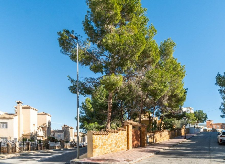 Перепродажа - Вилла - Orihuela Costa - Villamartín