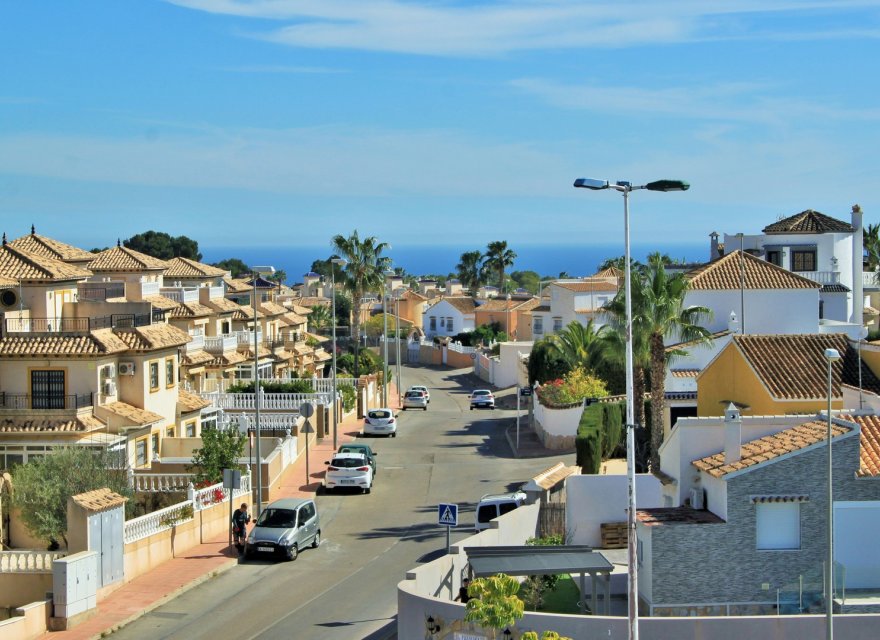 Перепродажа - Вилла - Orihuela Costa - Villamartin