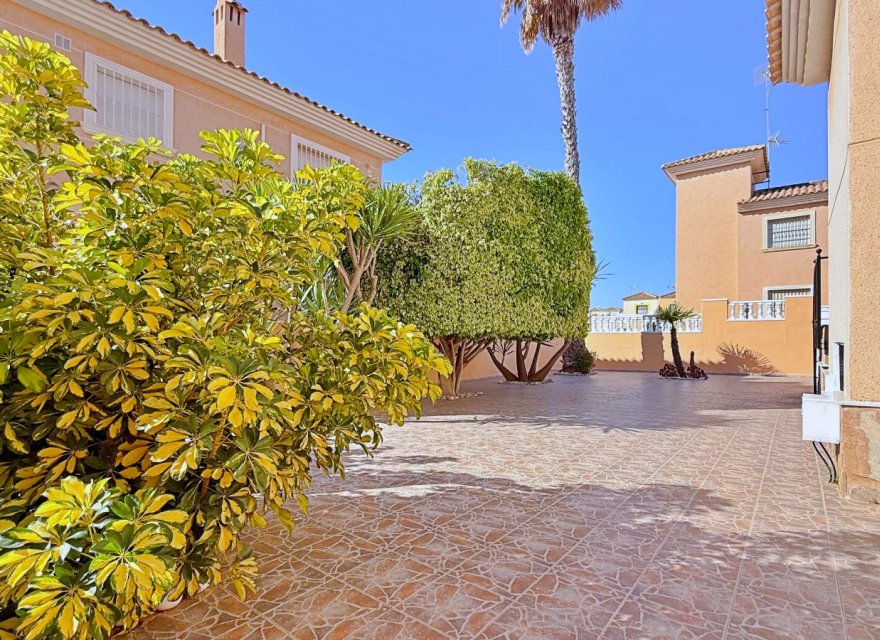 Перепродажа - Вилла - Ориуэла Коста - Orihuela Costa