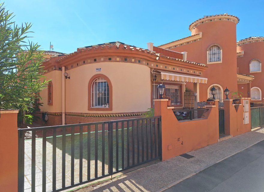 Перепродажа - Вилла - Playa Flamenca - Villas San Luis