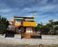 Перепродажа - Вилла - Punta Prima