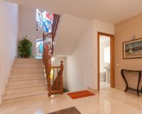 Перепродажа - Вилла - Sant Just Desvern