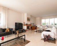 Перепродажа - Вилла - Sant Just Desvern