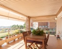 Перепродажа - Вилла - Sant Just Desvern