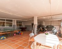 Перепродажа - Вилла - Sant Just Desvern