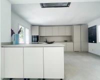 Перепродажа - Вилла - Santa Ponsa