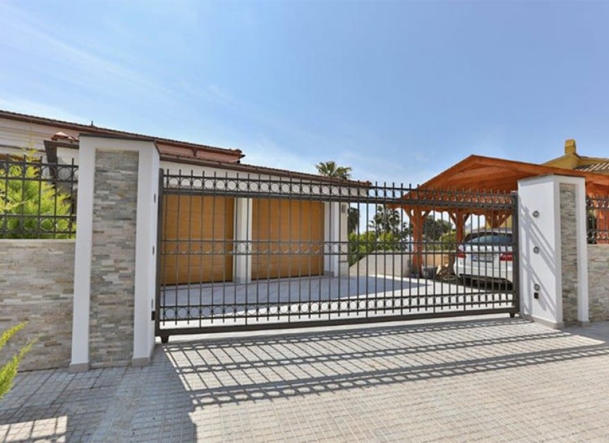 Перепродажа - Вилла - Santa Ponsa