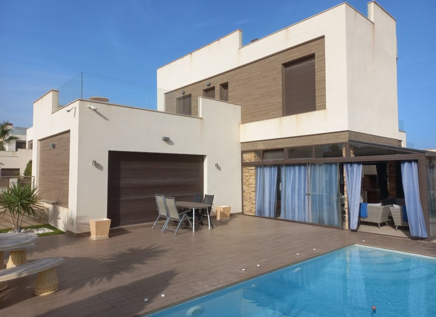 Перепродажа - Вилла - Torrevieja - Aguas Nuevas