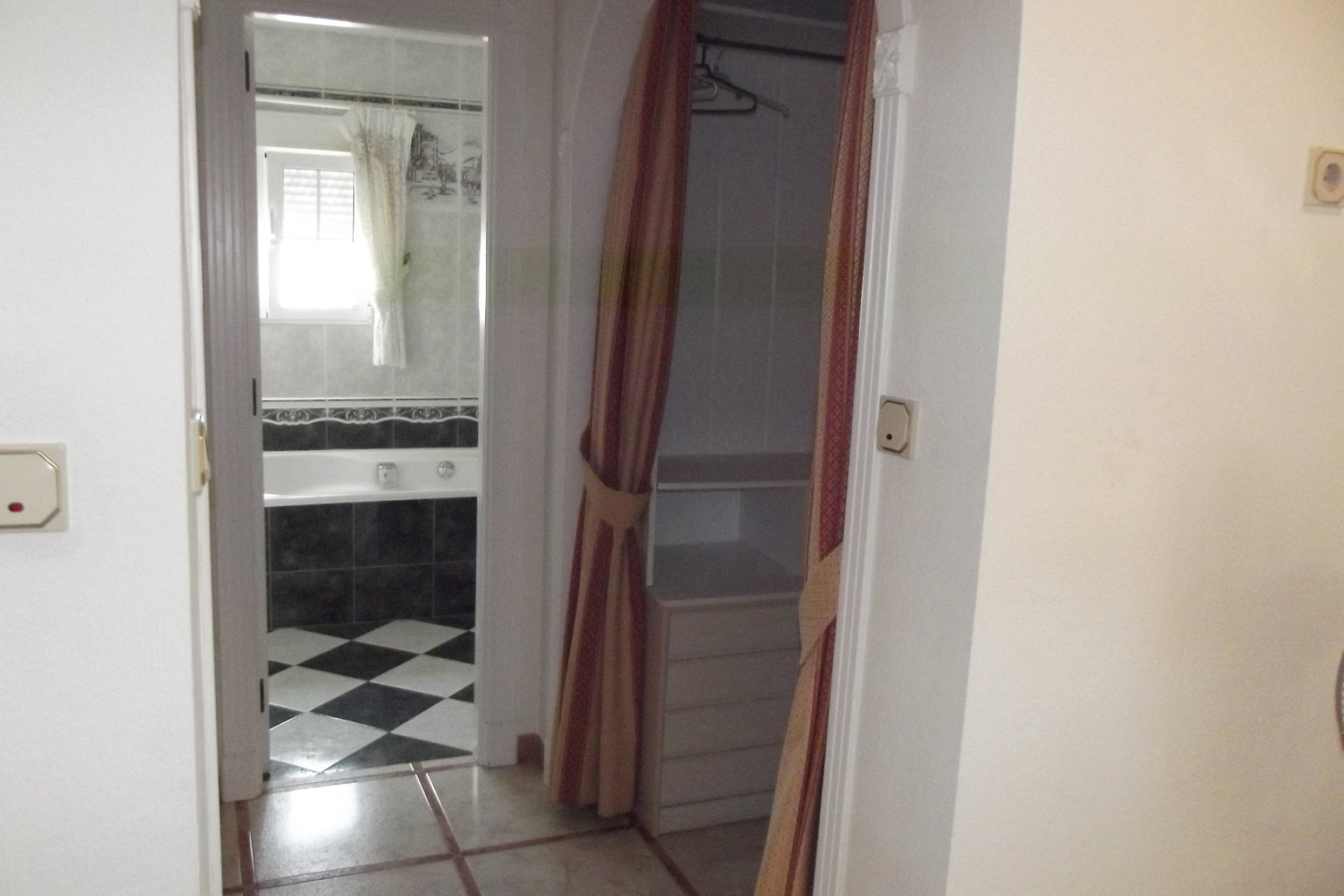 Перепродажа - Вилла - Torrevieja - El Chaparral