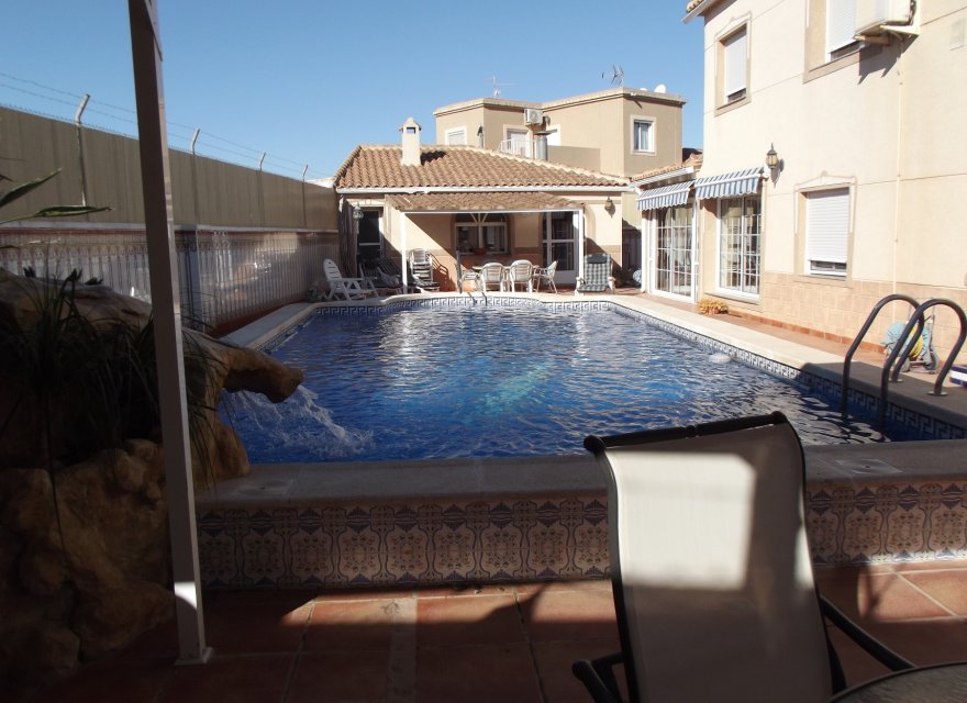 Перепродажа - Вилла - Torrevieja - El Chaparral