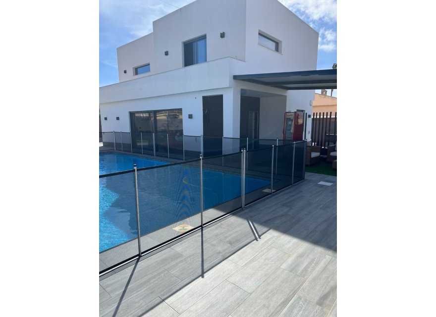 Перепродажа - Вилла - Torrevieja - El Chaparral