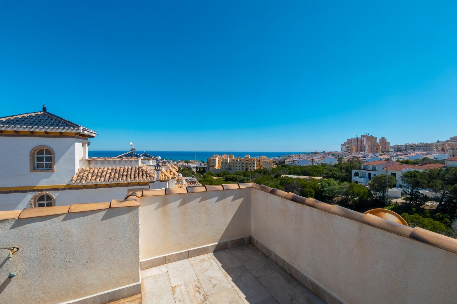 Перепродажа - Вилла - Torrevieja - La Mata