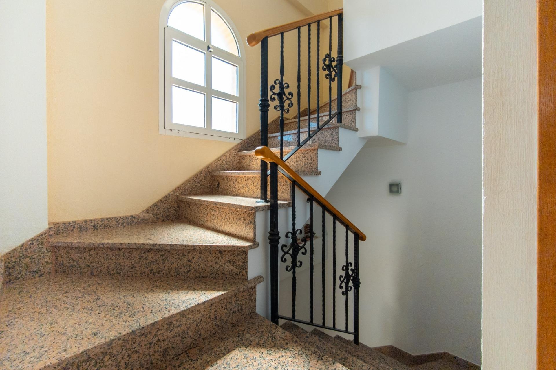 Перепродажа - Вилла - Torrevieja - La Mata