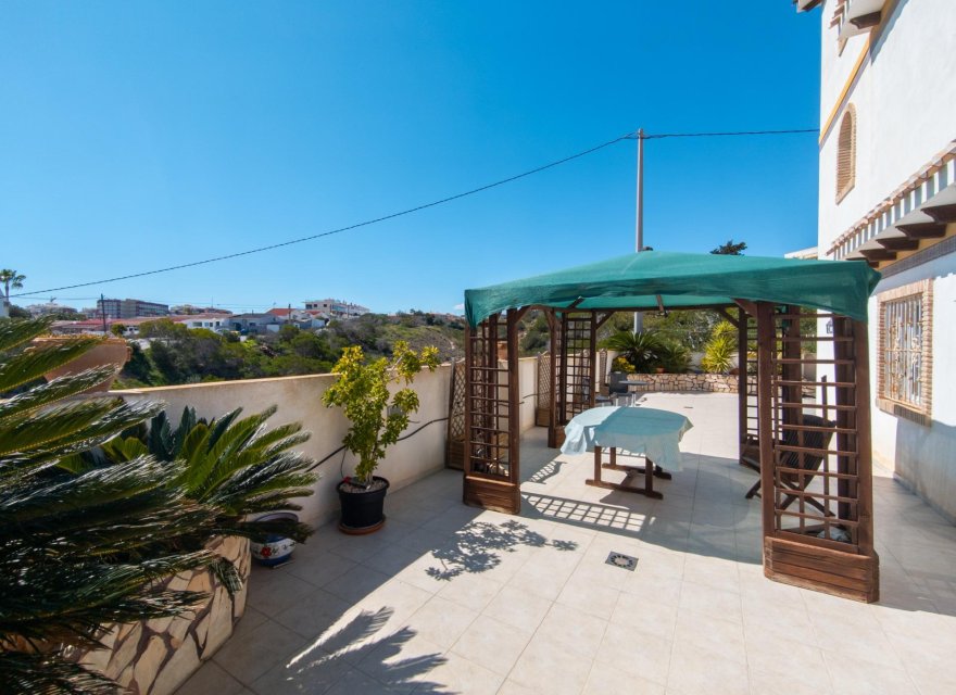 Перепродажа - Вилла - Torrevieja - La Mata