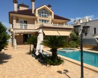 Перепродажа - Вилла - Torrevieja - La veleta