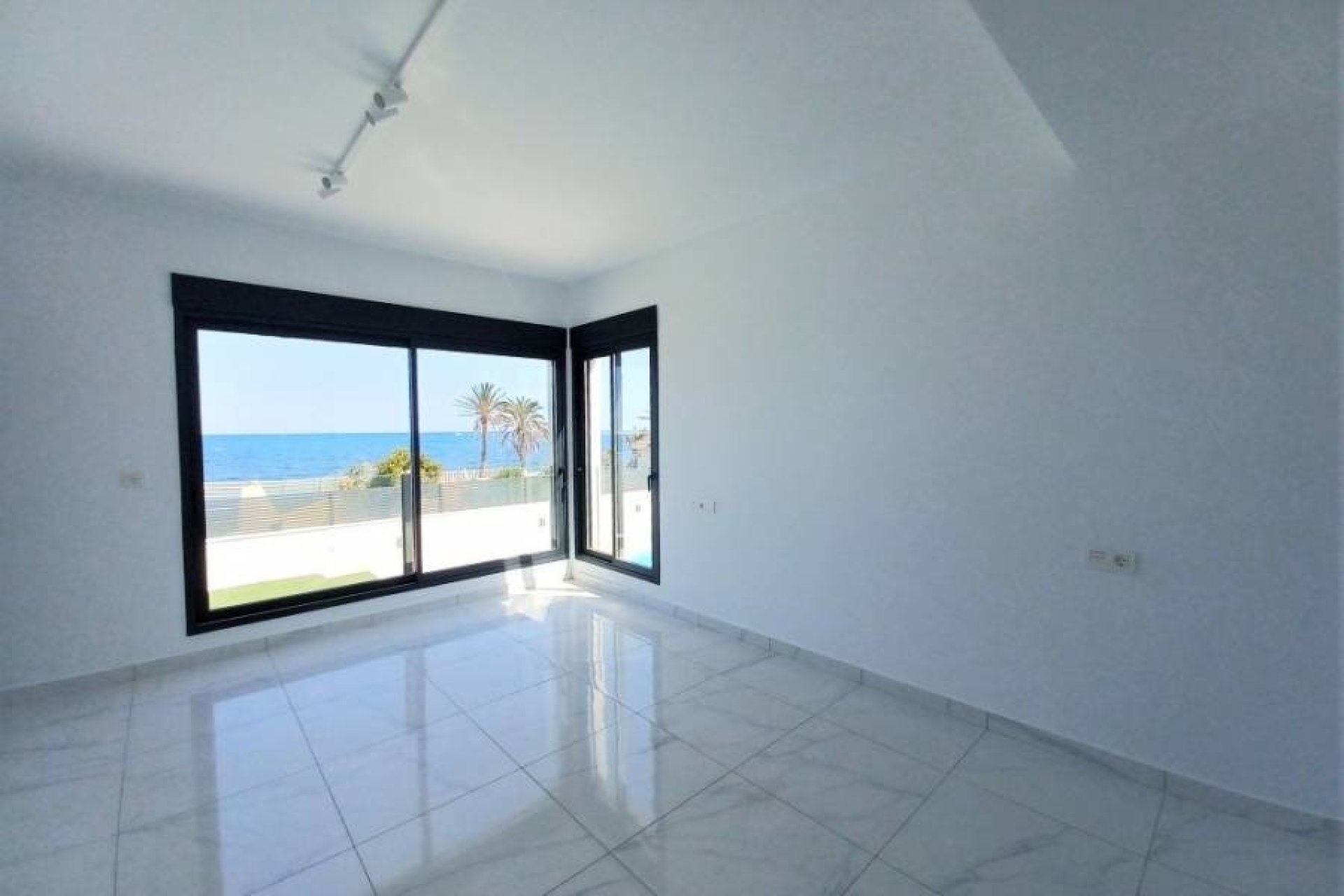 Перепродажа - Вилла - Torrevieja - Los Balcones