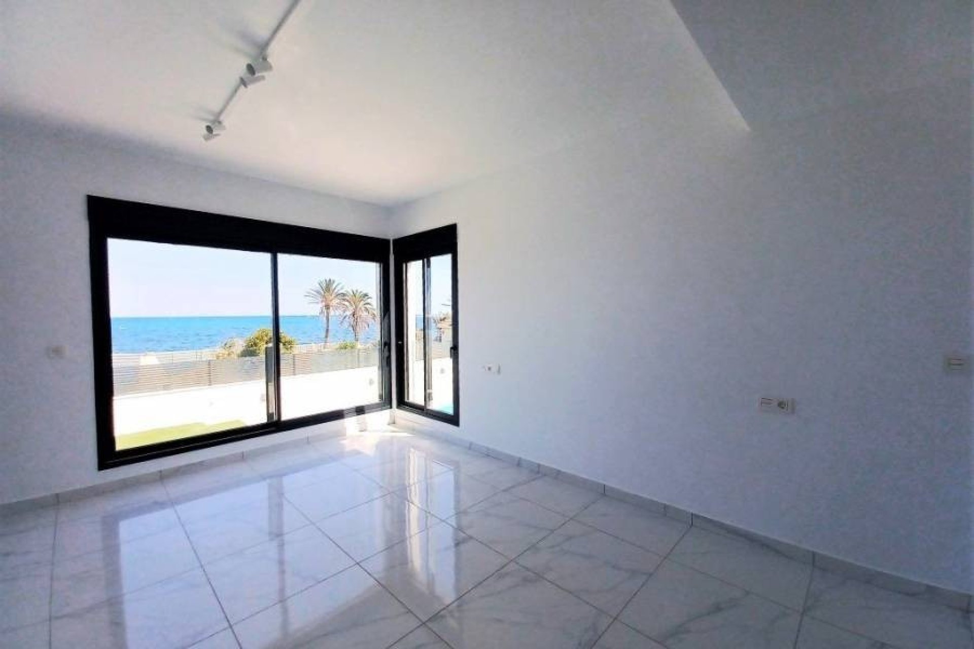 Перепродажа - Вилла - Torrevieja - Los Balcones