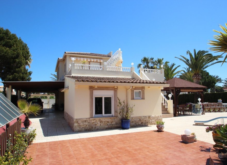 Перепродажа - Вилла - Torrevieja - Punta Prima