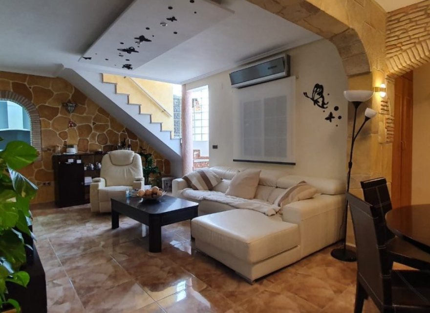 Перепродажа - Вилла - Torrevieja - Torre la mata