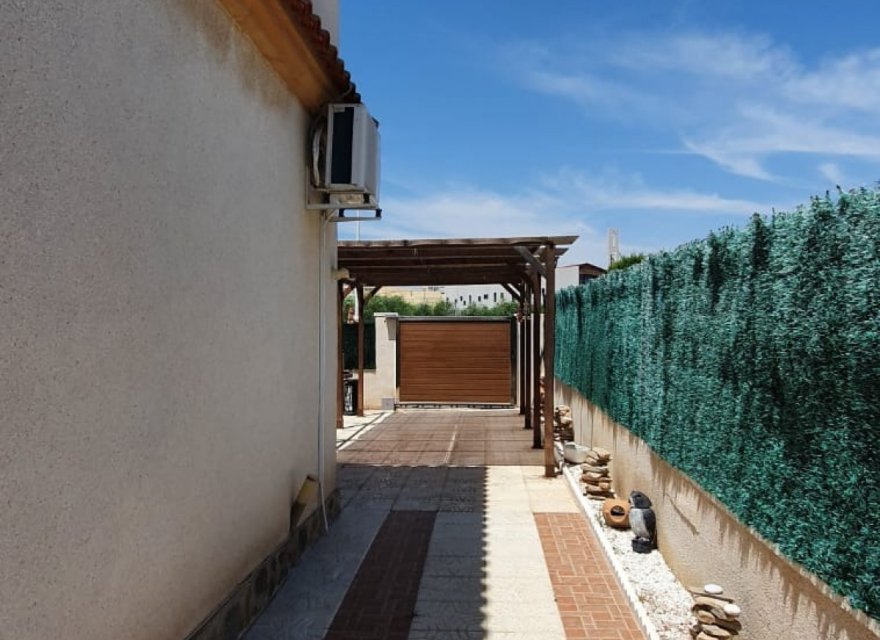 Перепродажа - Вилла - Torrevieja - Torre la mata