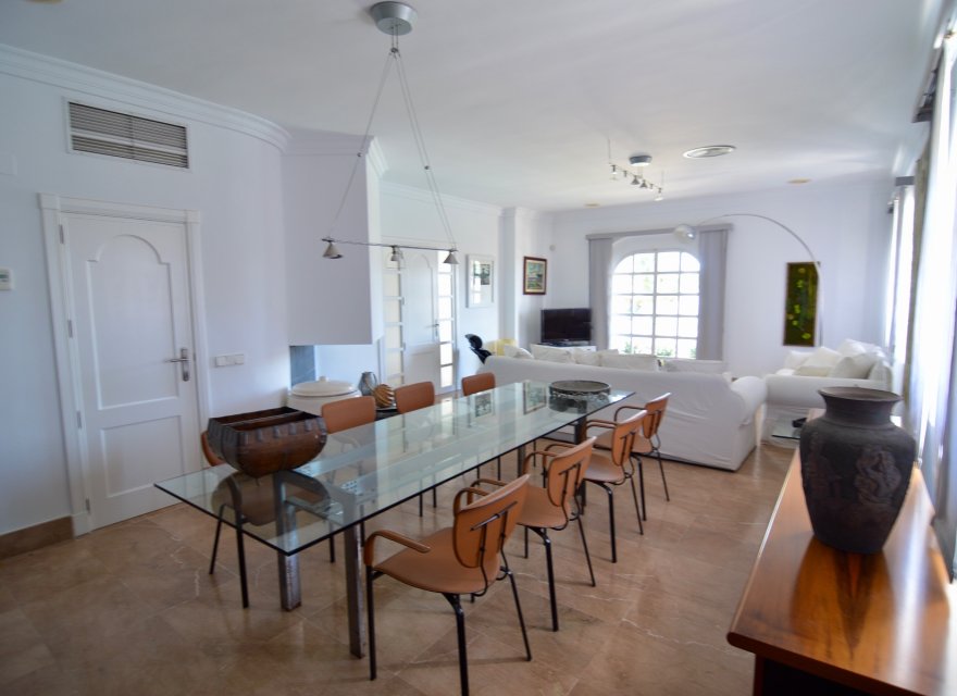 Перепродажа - Вилла - Torrevieja - Torreta