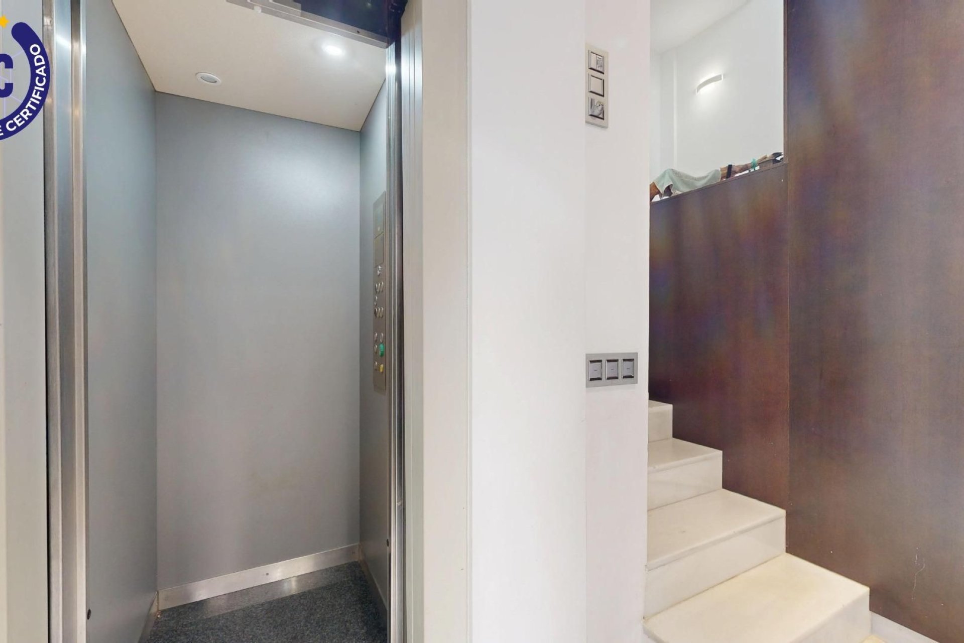 Перепродажа - Вилла - Valencia