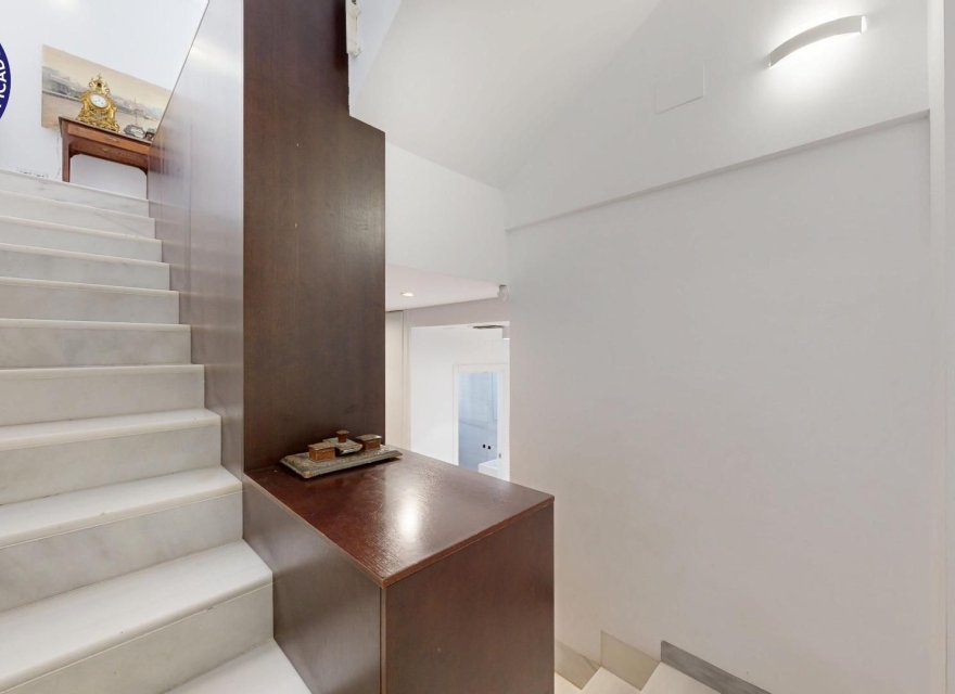 Перепродажа - Вилла - Valencia