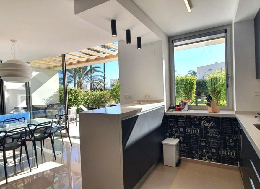 Перепродажа - Вилла - Villajoyosa - Montiboli