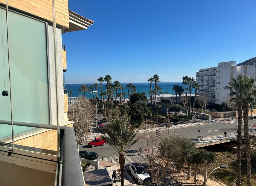Resale - Apartment - Albir  - Albir