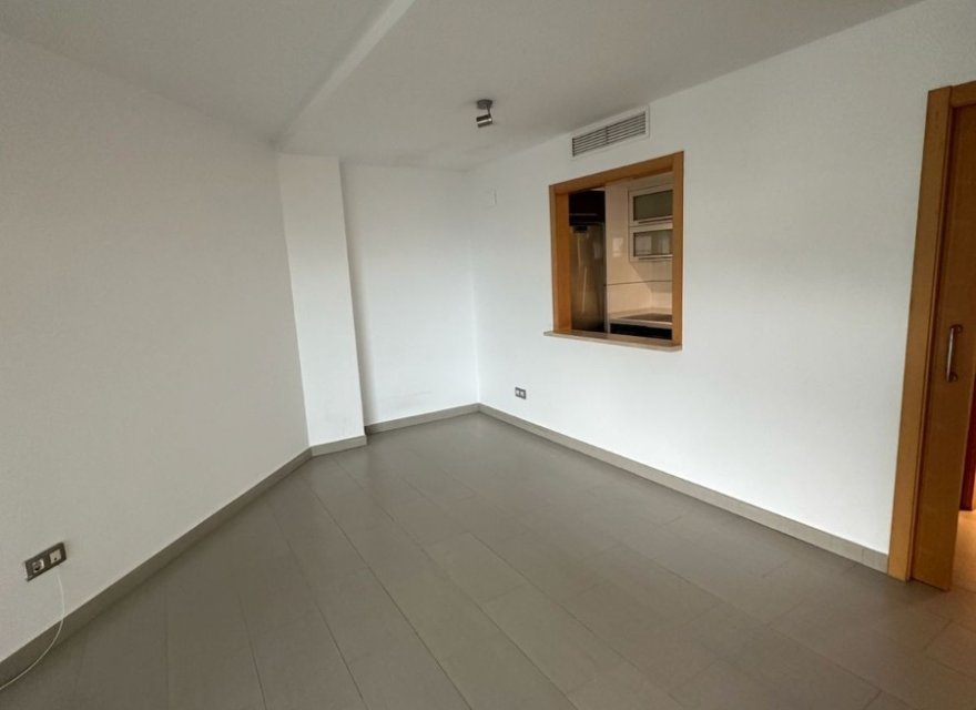 Resale - Apartment - Albir  - Albir