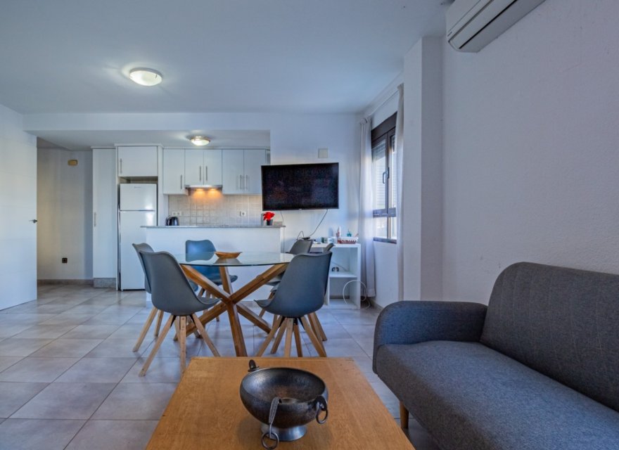 Resale - Apartment - Albir  - Albir