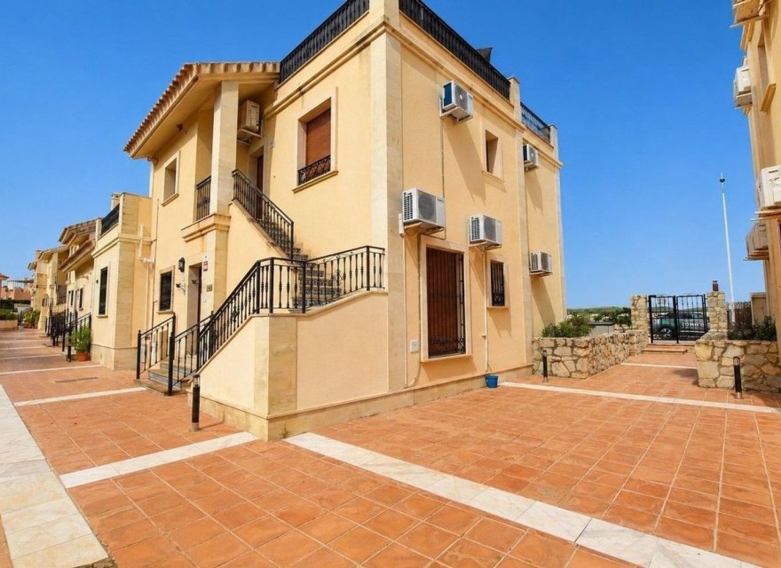 Resale - Apartment - Algorfa  - Algorfa