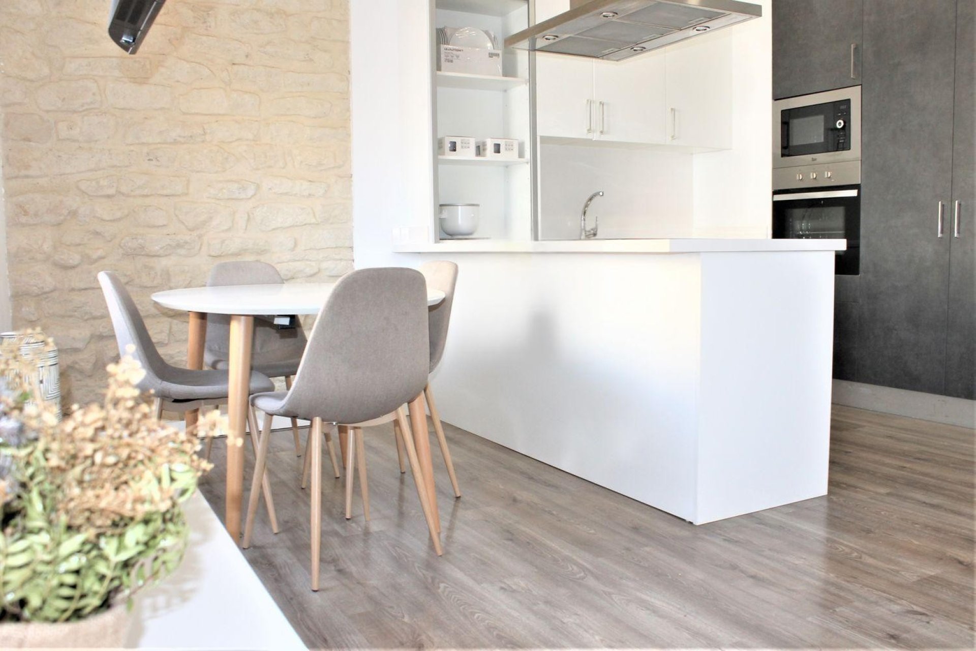 Resale - Apartment - Alicante - Alicante / Alacant