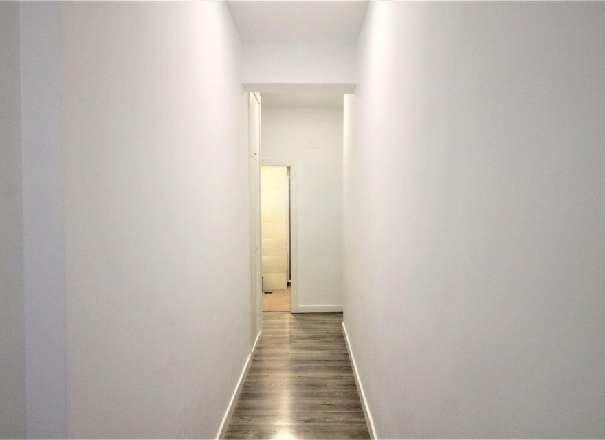 Resale - Apartment - Alicante - Alicante / Alacant