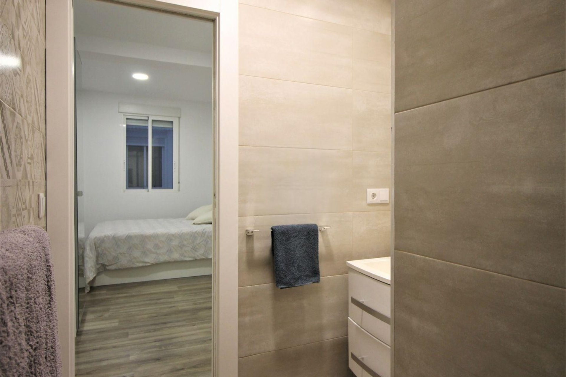 Resale - Apartment - Alicante - Alicante / Alacant
