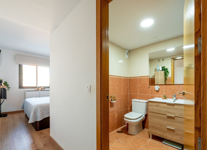 Resale - Apartment - Alicante - Alicante / Alacant