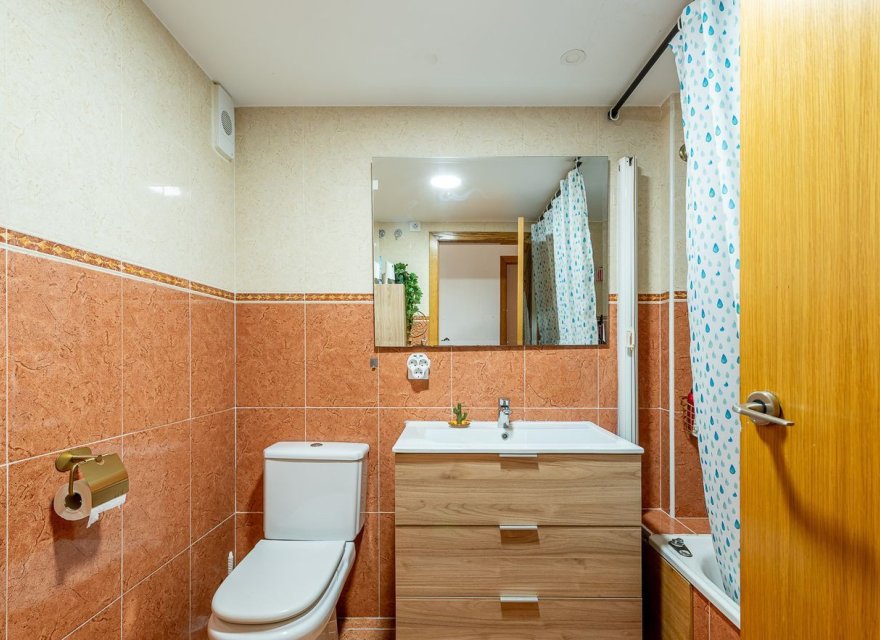 Resale - Apartment - Alicante - Alicante / Alacant