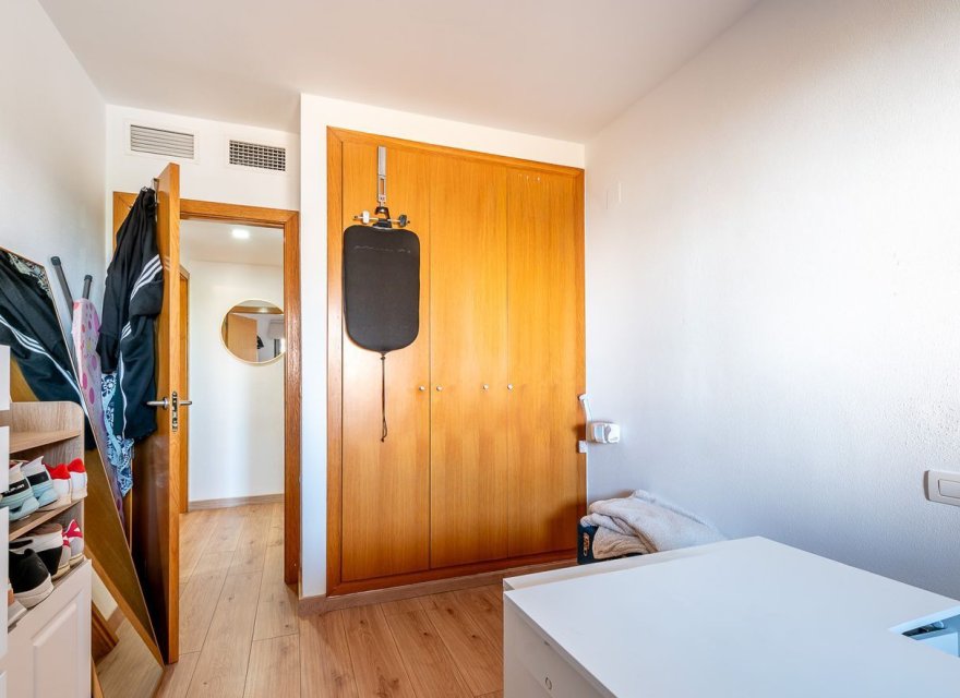 Resale - Apartment - Alicante - Alicante / Alacant