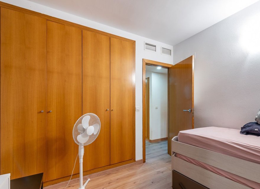Resale - Apartment - Alicante - Alicante / Alacant