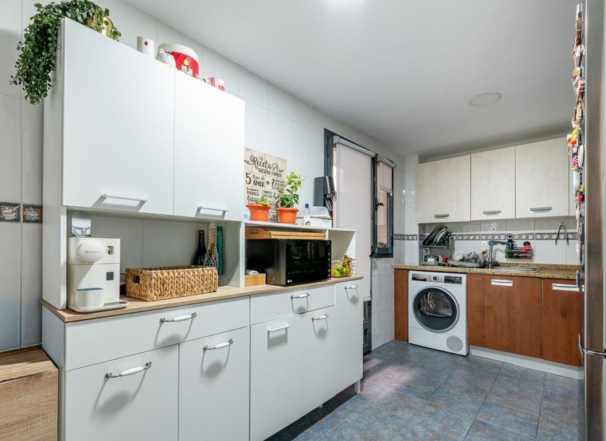 Resale - Apartment - Alicante - Alicante / Alacant
