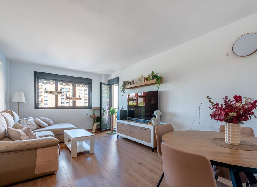 Resale - Apartment - Alicante - Alicante / Alacant