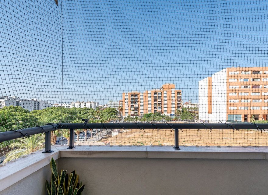 Resale - Apartment - Alicante - Alicante / Alacant