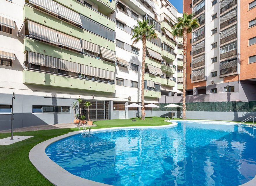 Resale - Apartment - Alicante - Alicante / Alacant