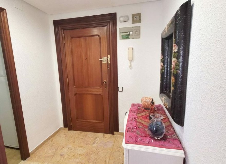 Resale - Apartment - Alicante - Alicante (San Juan)