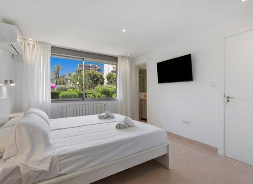 Resale - Apartment - Alicante - Alicante (San Juan)